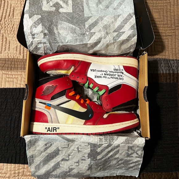 Off White Jordan 1 “Chicago” - Picture 3 of 9